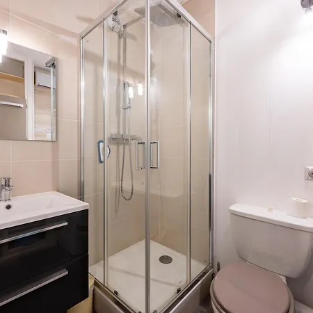 Le Cosmos Apartment